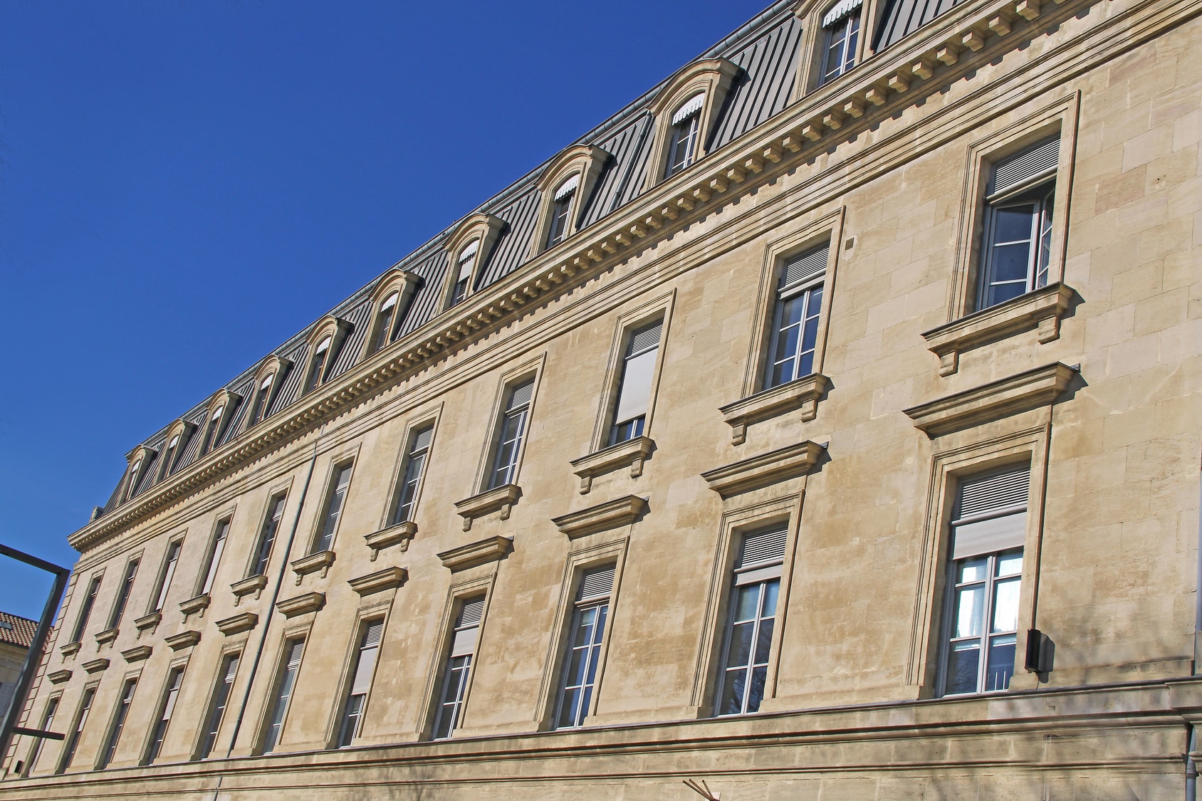 Façade maison ancienne.